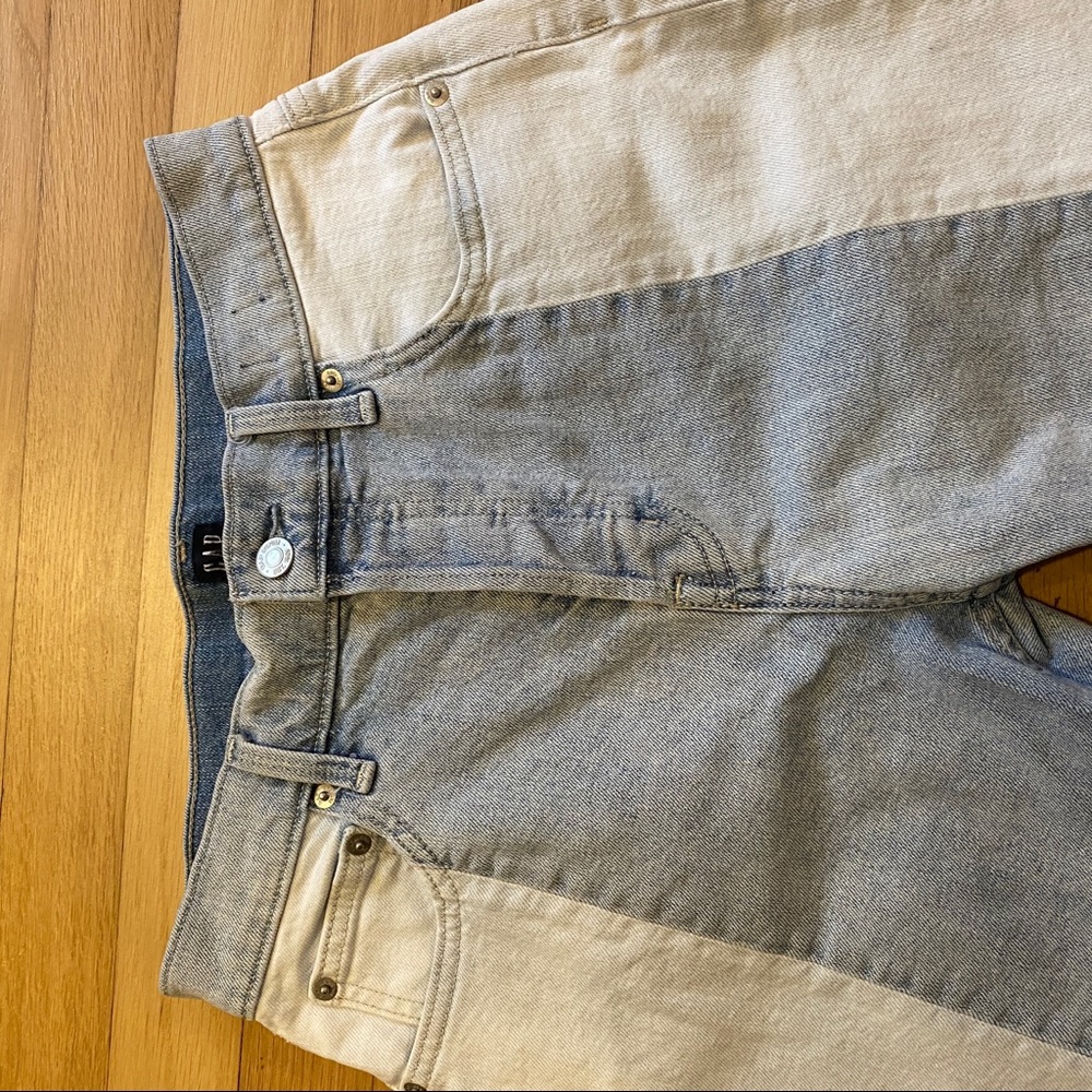 GAP • Two Tone Super High Rise Cuff Splice Jeans - Picture 8 of 16